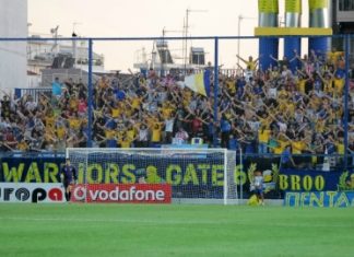 Θύρα 6: «Ζήτω η Χούντα»!