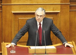 Παπαδήμος: “Οχι σε νέες μειώσεις μισθών και συντάξεων”