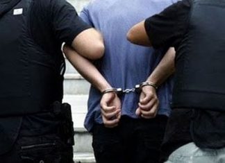 Συλλήψεις για κυλικεία και καταστήματα χωρίς άδεια