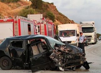 Αγρινιώτες οδηγείτε προσεκτικά! Γίνεστε θέμα…. Αν -ό, μη γένοιτο- τρακάρετε μπορεί να γίνετε και reality!