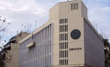 Προσλήψεις τέλος σε δήμους και περιφέρειες έως το 2016 λόγω Μεσοπρόθεσμου