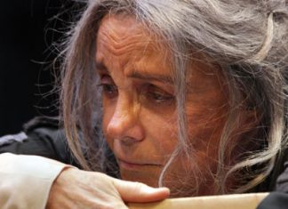 Η «Φόνισσα» της οδού Κεφαλληνίας και η δύναμη της αισθαντικότητας