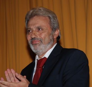 Επίθεση σε Μπουλέ από τον πρώην αντιδήμαρχό του : “Αποδειχτήκατε ίδιος και χειρότερος”