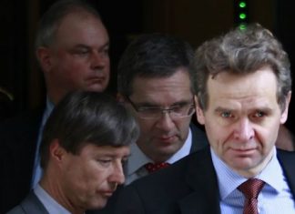 Με το ΔΝΤ ή με το Ελλάντα