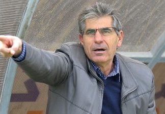 Μπάμπη, κάνε και συ κανένα τάμα, η Παναγία το γύρισε για μένα το κουμπί !