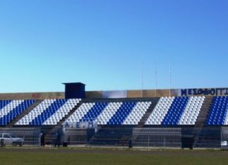 Καθίσματα στα Δημοτικά Στάδια Μεσολογγίου και Νεοχωρίου