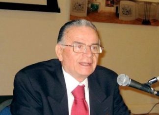 Ο Σαράντος Καργάκος σε εκδήλωση – ομιλία της Μητρόπολης