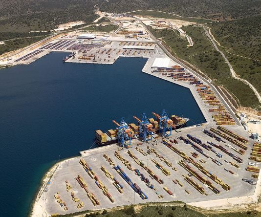 O… Αστακός «δάγκωσε» τους Κινέζους