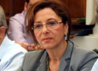 Εμπρηστική επίθεση στο πατρικό της Σοφίας Γιαννακά στην Παραβόλα