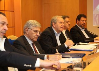 Μείωση 5% στους μισθούς των αιρετών …για να μην μειωθούν οι αντιδήμαρχοι