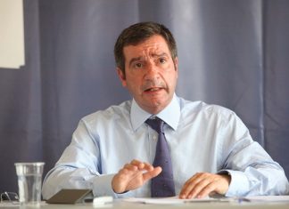 Γιώργος Καμίνης: Είμαστε όμηροι 100 συνδικαλιστών-τραμπούκων