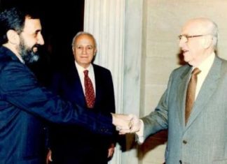 Δεν είχες ποτέ ανάγκη το μισθό σου! Αν το είχες δεν θα δάνειζες κοτζάμ Ανδρέα για τη ροζ βίλα…