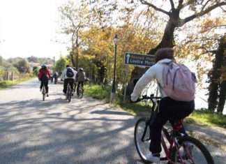 Κυριακάτικες πεταλιές μέχρι την Τριχωνίδα