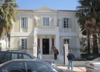 Με διευρυμένο ωράριο το κατάστημα της ΔΕΗ στο Αγρίνιο