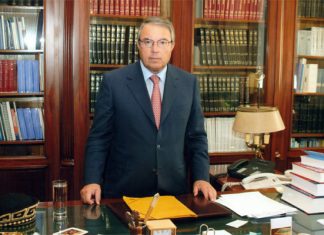 Αρσακειάδα ο Μπαμπινιώτης