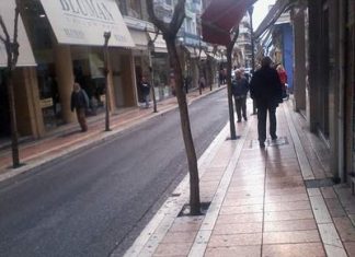 Το πασχαλινό ωράριο των καταστημάτων στο Αγρίνιο