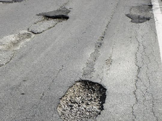 λακκούβες στο δρόμο για Βάλτο (4)
