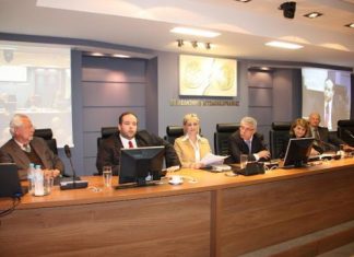 Πολύς κόσμος στη παρουσίαση του βιβλίου του Δημήτρη Αρβανίτη