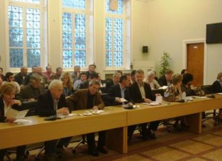 Συζητήσεις για τη μεταπήδηση του δημοτικού συμβούλου στο ΣΥΡΙΖΑ