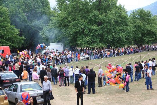 4o ΑΝΤΑΜΩΜΑ ΚΑΒΑΛΑΡΗΔΩΝ ΚΑΙ ΦΙΛΩΝ ΤΟΥ ΑΛΟΓΟΥ ΣΤΗ ΝΗΣΣΑ