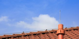 Αντικεραυνική προστασία σε σχολικά συγκροτήματα του Δήμου Αγρινίου