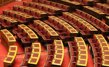 Γιατί παίχτηκε θρίλερ με την κατανομή των εδρών στην Αιτωλοακαρνανία