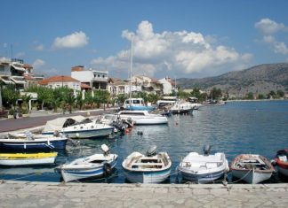 Υπέροχος ο Αστακός, αλλά κάτι μυρίζει…