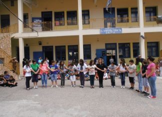 Δημοτικό Σχολείο Αστακού: Από το “Benvenuti” στο “Velkommen”