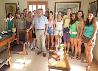 Ionian Circuit Beach Volley Βόνιτσας: Oι αθλήτριες συναντήθηκαν με τον Νικόλαο Σολδάτο