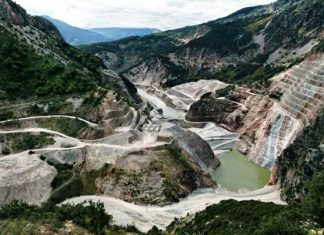 Η ντροπή του Αχελώου σε λαϊκά εικονογραφημένα