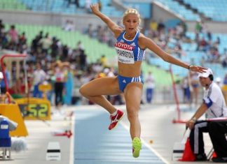 Ή με την Παπαχρήστου ή με τον Κούβελο