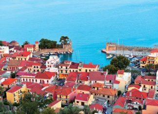 Ναύπακτος: Ρομαντική καστροπολιτεία