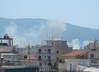 Φωτιά στην περιοχή της εθνικής οδού έξω από το Αγρίνιο