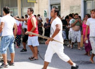 “Σε θέση άμυνας οι Ρομά” λέει ένας από τους προφυλακισμένους για τα επεισόδια στο Αιτωλικό