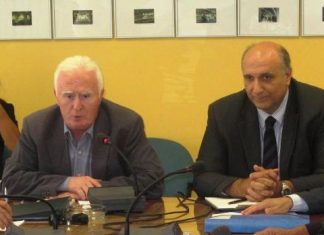 Την υπογράφη σου θέλω στο ΓΠΣ και φύγε…