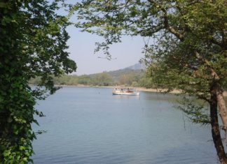 Διαδρομές στη Λίμνη Τριχωνίδα