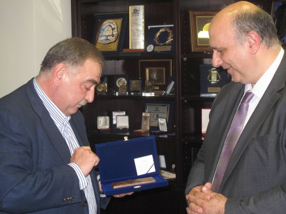 Αγγελάκας με Πρ. Επιμελ. Αγρ. Π. Τσιχριτζη