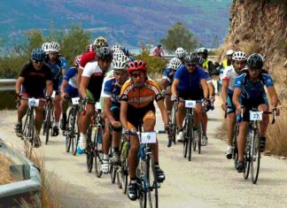 Με μεγάλη επιτυχία διεξήχθη ο αγώνας ποδηλασίας δρόμου «Τριχώνεια 2012» στο Θέρμο Τριχωνίδας