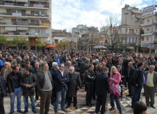 Τα μάθατε; Η συγκέντρωση για το Πανεπιστήμιο ήταν πολιτική ! Έτσι δικαιολογούνται και οι απουσίες…