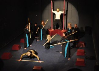 “Αναζητώντας τον Προμηθέα” στο Μικρό Θέατρο