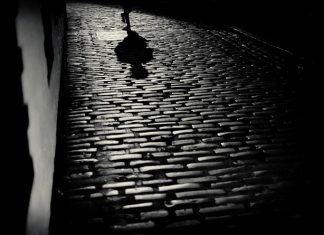 Θα μετακομίσουμε;