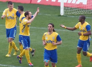 «Έδεσαν» οι νέοι