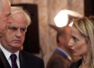 Στον δρόμο της εξόδου