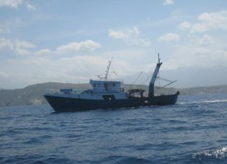 Διαμαρτύρονται για την χρησιμοποίηση μηχανότρατας οι ψαράδες της Βόνιτσας