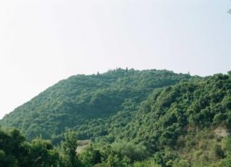 Καστρί Παλαιοχωρίου Καψορράχης. Η Αρχαία Μέταπα (;)