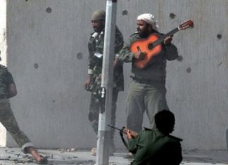 “Λιβύη – Ο πόλεμος των ατάκτων” έκθεση φωτογραφίας του Άρη Μεσσίνη στη “Διέξοδο”