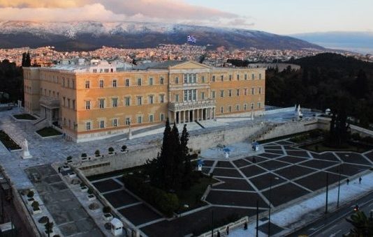 Πώς μπορεί να πέσει η φαυλοκρατία