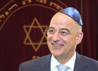 Γιατί δεν συλλαμβάνεις τους επιχειρηματίες και τους πολιτικούς που κάρφωσε ο Κάντας ;