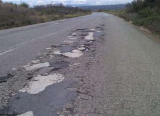 Περιμένοντας τη συντήρηση του οδικού δικτύου