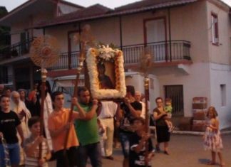 Εσπερινός στον Ι.Ν. Αγίας Παρασκευής Λυσιμαχίας Αιτωλοακαρνανίας